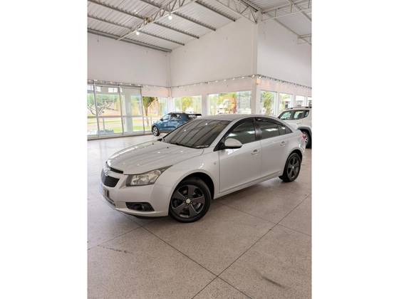 CHEVROLET CRUZE 1.8 LT 16V FLEX 4P AUTOMÁTICO CHEVROLET CRUZE 1.8 LT 16V FLEX 4P AUTOMÁTICO